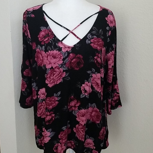 TORRID WOMEN'S FLORAL TOP - Picture 1 of 13